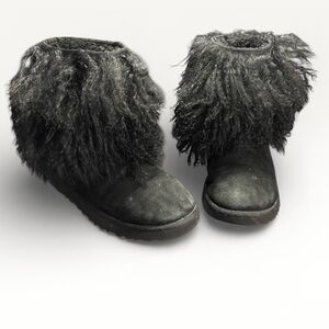 UGG Australia Mongolian Fur Original Style 1875 Black Size 7 Classic Short Boots